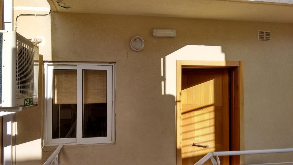 Swieqi Apartment Сент Джулианс Номер фото