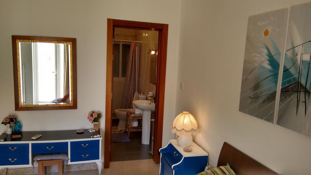 Swieqi Apartment Сент Джулианс Номер фото